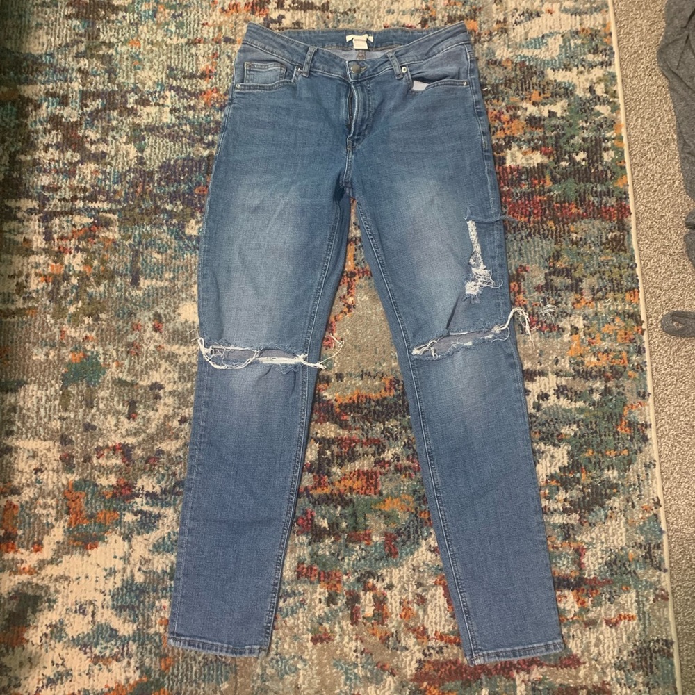 H&M Ripped Jeans Sz 8